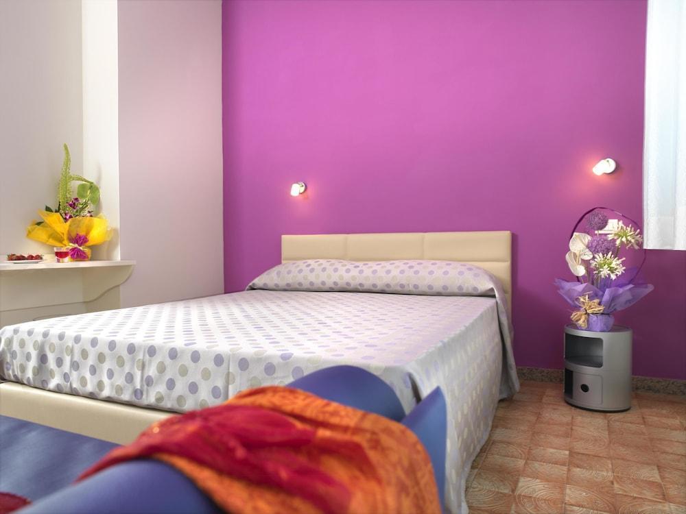 Hotel Elizabeth เบลลาเรีย-อีเจอา มารีนา ภายนอก รูปภาพ