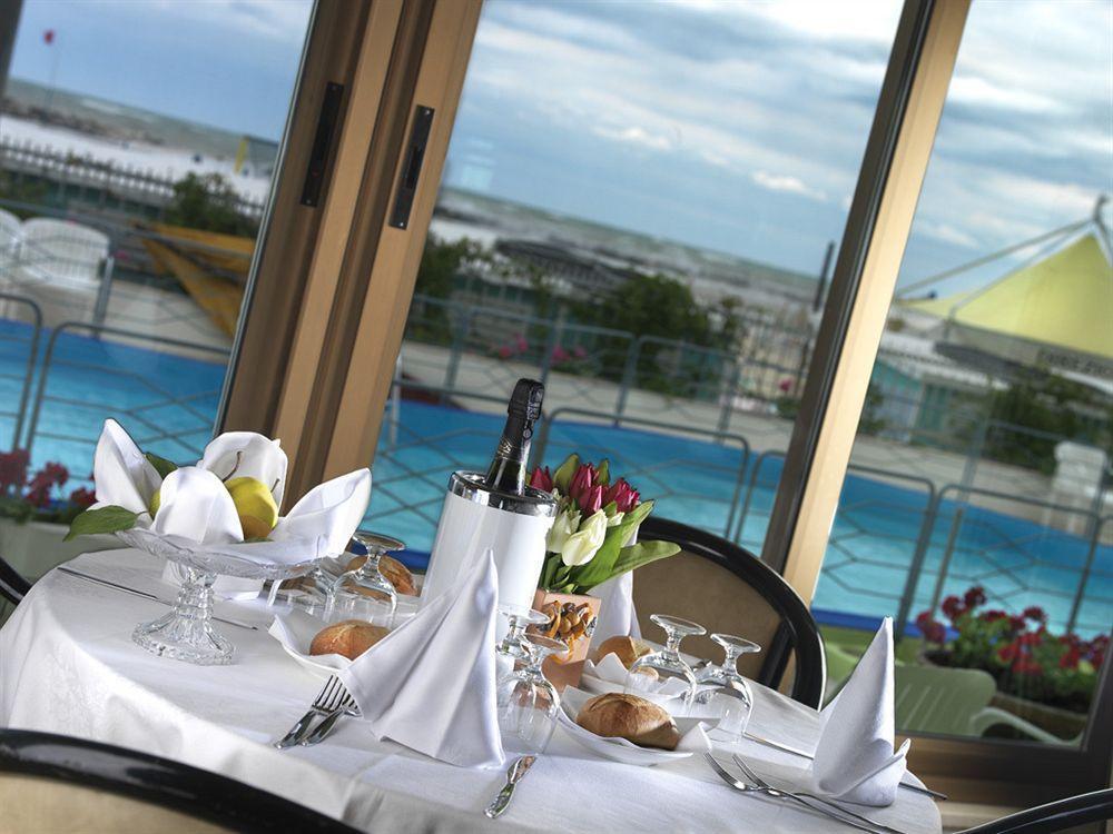 Hotel Elizabeth เบลลาเรีย-อีเจอา มารีนา ภายนอก รูปภาพ